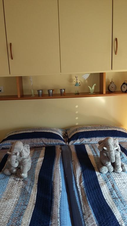 B&B Il Vigneto Melano Exteriör bild